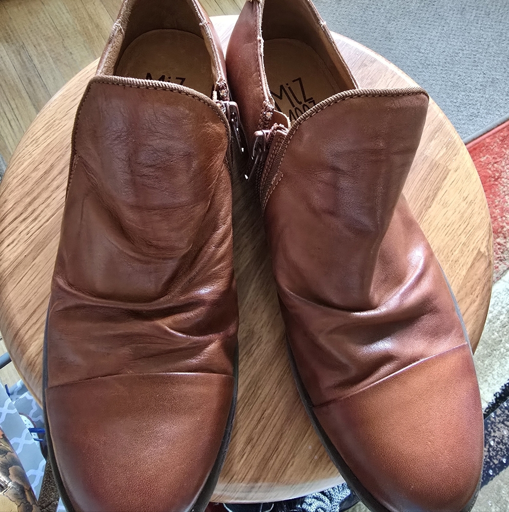 Gorgeous Miz Mooz  Lilith Tan Leather Shoes